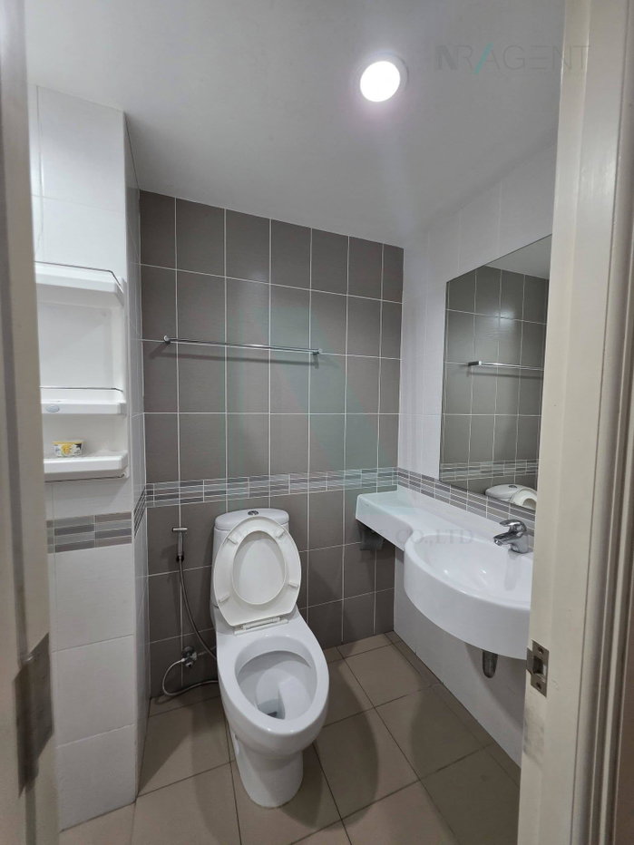 picture For Rent Condo LUMPINI PARK RAMA 9 - RATCHADA Building , Floor 3,---------, Room size 23 sqm - 4/8