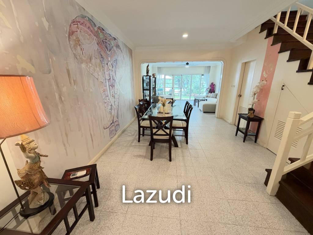 picture City location / 4 bedrooms + 4 bathrooms / huge pool - 5/44