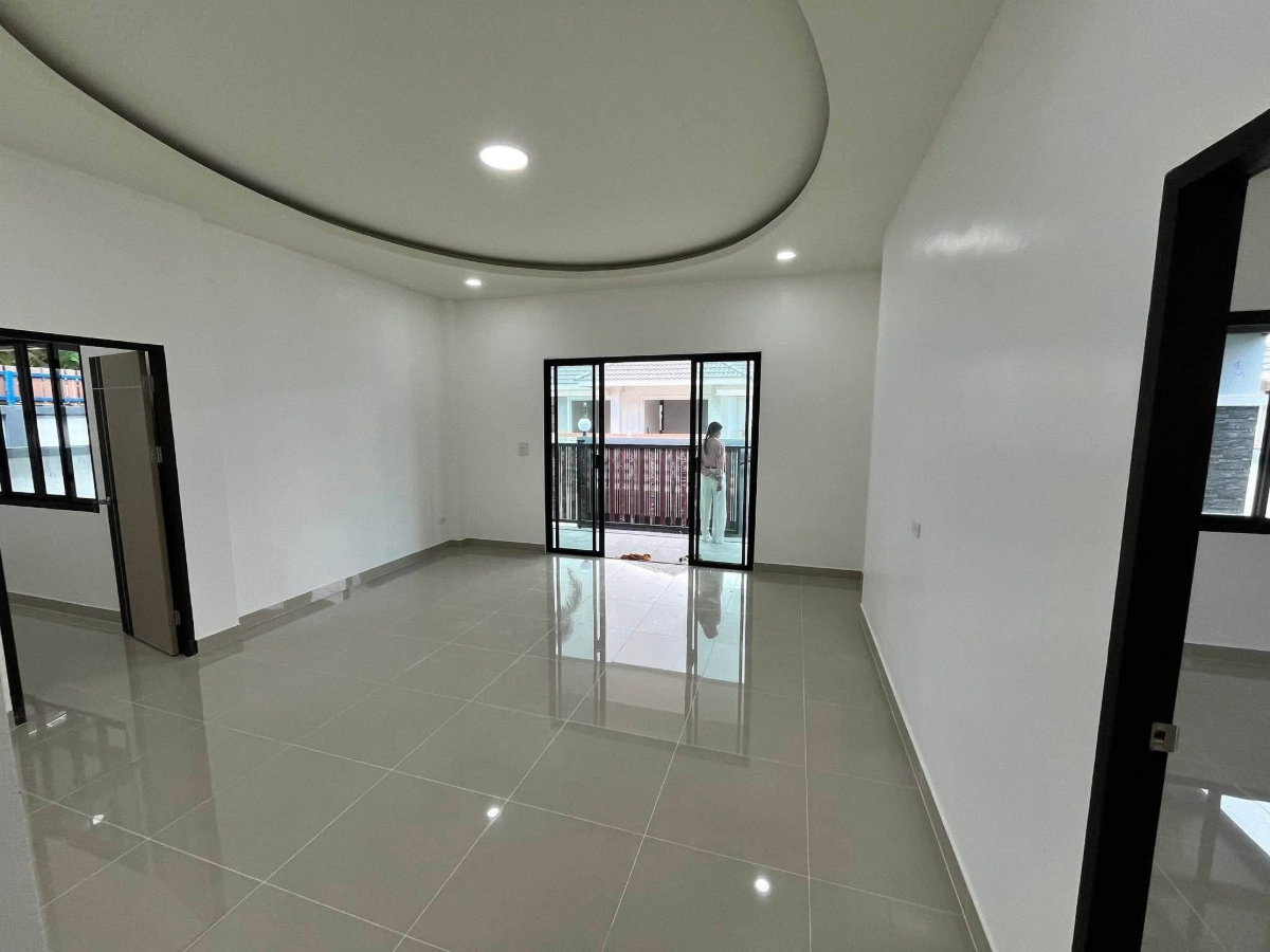 รูป ให้เช่าบ้านเดี่ยวรีโนเวทใหม่ ตะเคียนเตี้ย-โรงโป๊ะ บางละมุง - รูปที่ 7/15
