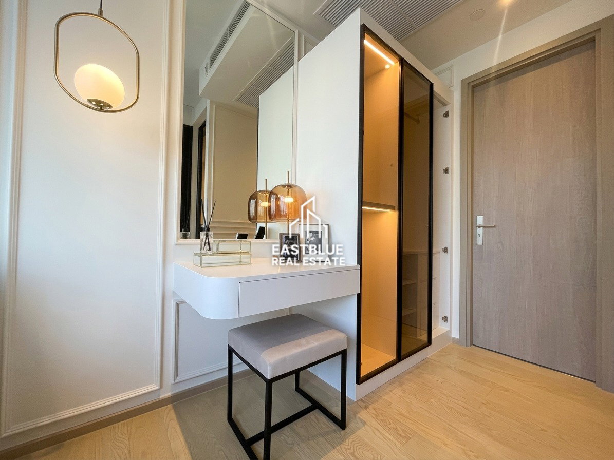 picture For Rent: Ashton Asoke-Rama 9 Condo 🏙️ 1 Bed Near MRT Phra Ram 9 - 8/9