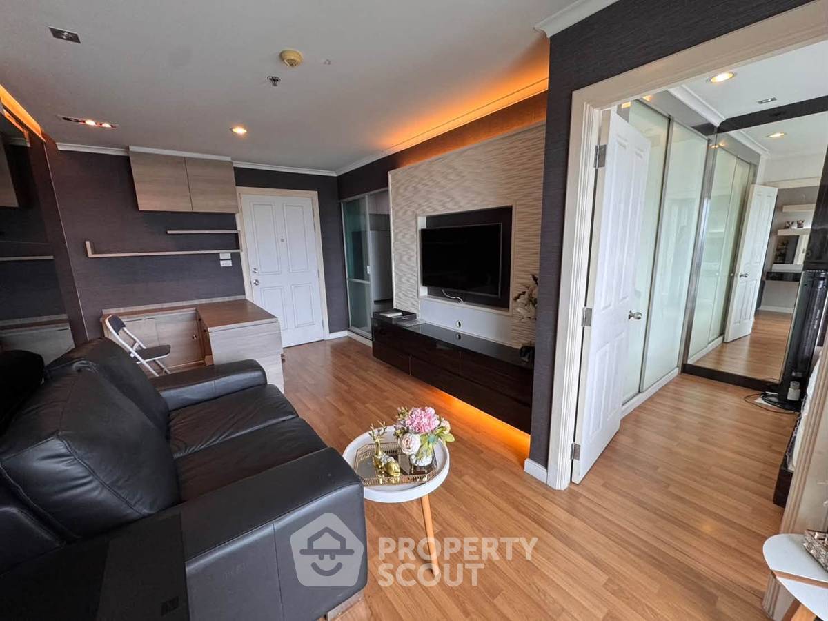 picture 1-BR Condo at Lumpini Park Riverside Rama 3 close to Phra Ram 3 (ID 3424102) - 2/12