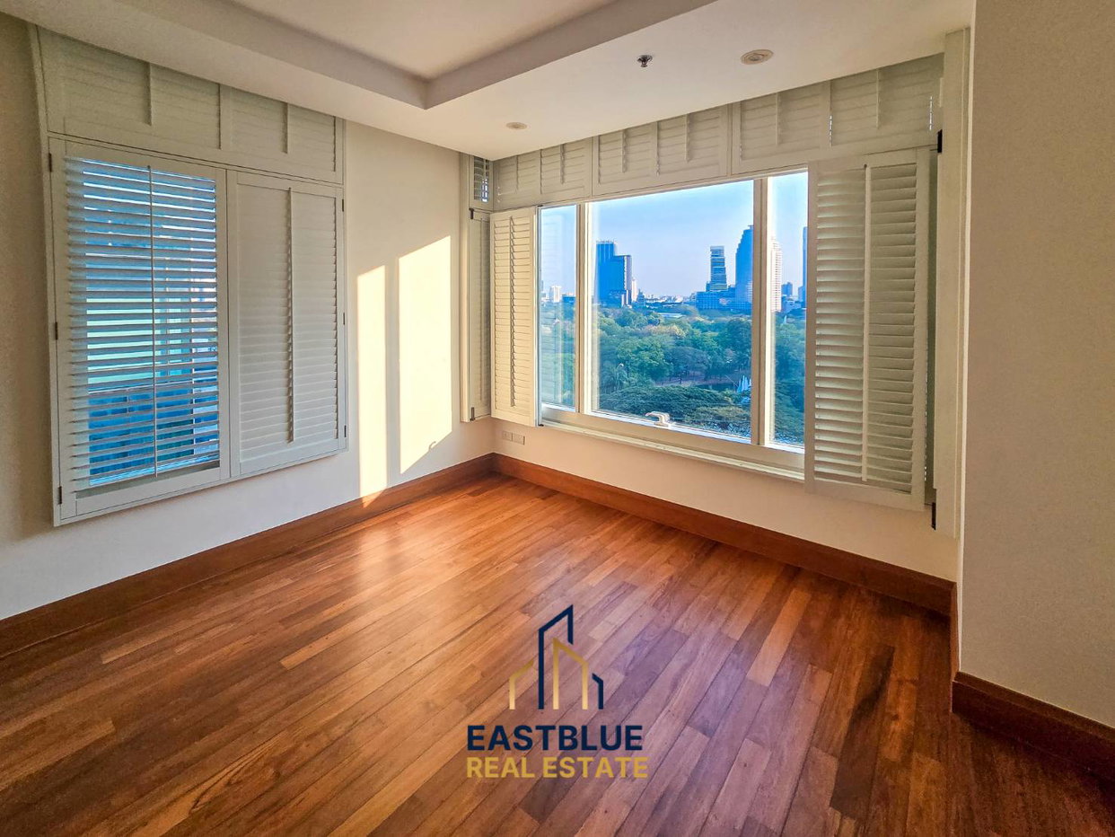 รูป 🔥 ด่วน! คอนโดหรูใจกลางเมือง บ้านราชดำริ 266 ตรม. 3 ห้องนอน

🏙️ เพียง 73 ล้าน! ติด BTS ราชดำริ ส่วนกลางครบ จบที่นี่เลย - รูปที่ 3/8