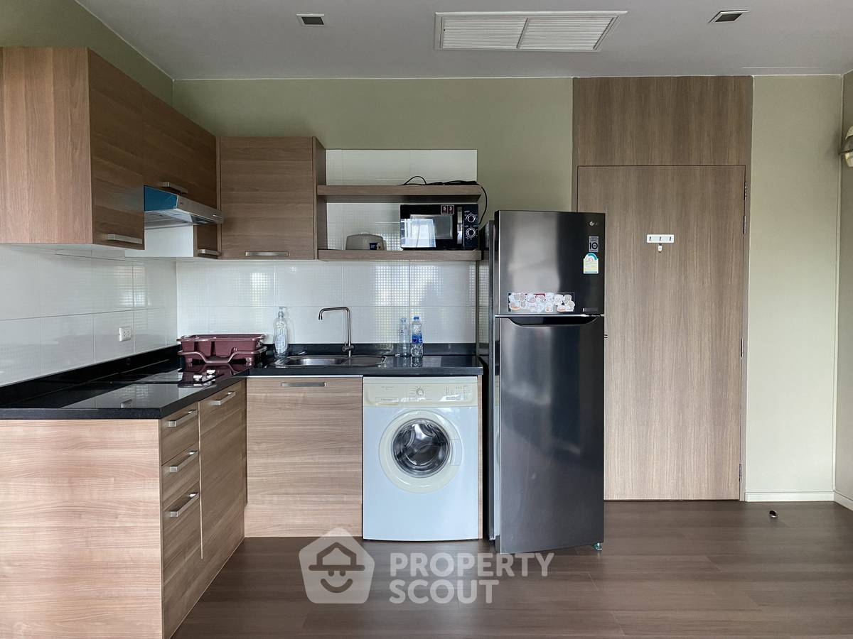 รูป คอนโด 1-ห้องนอน ที่ โนเบิล รีวิล เอกมัย ใกล้ BTS เอกมัย (ID 3424104) - รูปที่ 3/8