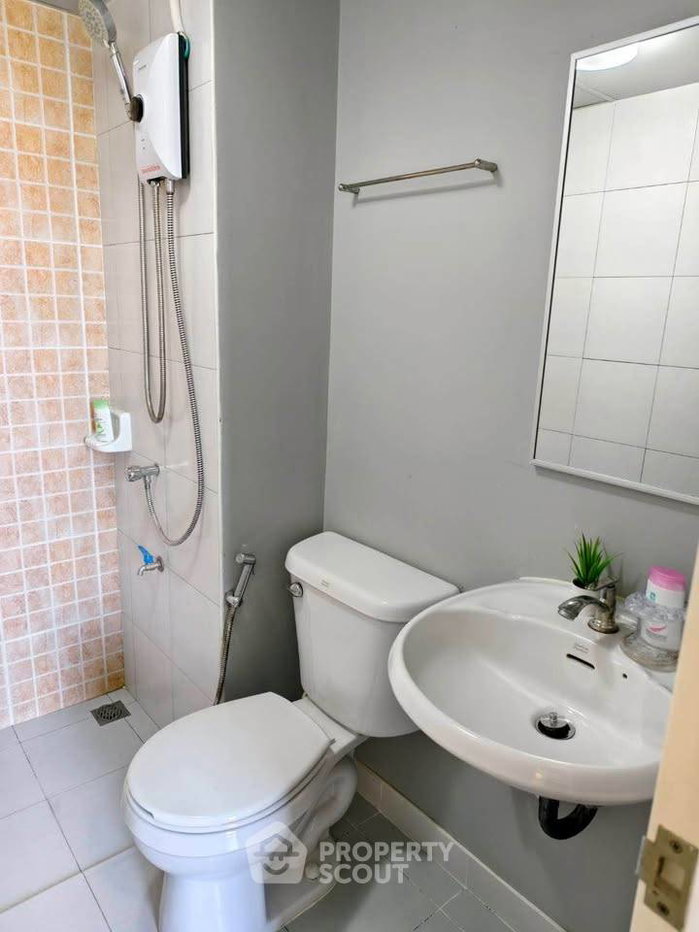 รูป คอนโด 2 ห้องนอน Lumpini Condo Town Romklao - Suvarnabhumi ใกล้ ARL ลาดกระบัง (ID 3424506) - รูปที่ 12/12