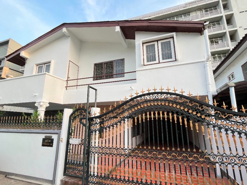 รูป 🏡✨ ให้เช่าบ้านเดี่ยว 2 ชั้น พัฒนาการ 39 หมู่บ้านปรีชา 1 | เฟอร์นิเจอร์ครบ พร้อมอยู่ ใกล้ Airport Rail Link หัวหมาก - รูปที่ 1/10