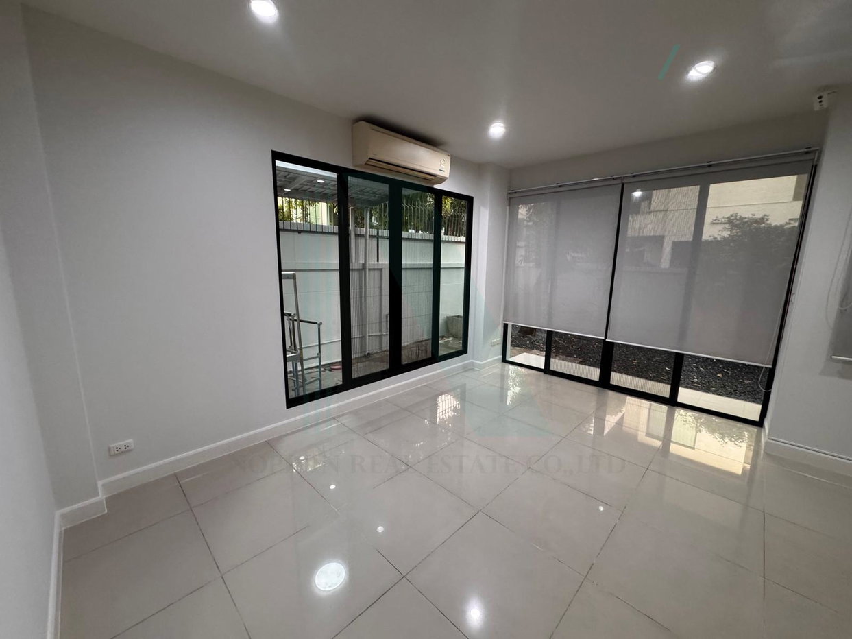 picture For Sell House LAKE VIEW PARK 2-story 3 bedroom 3 bathroom - 4/8