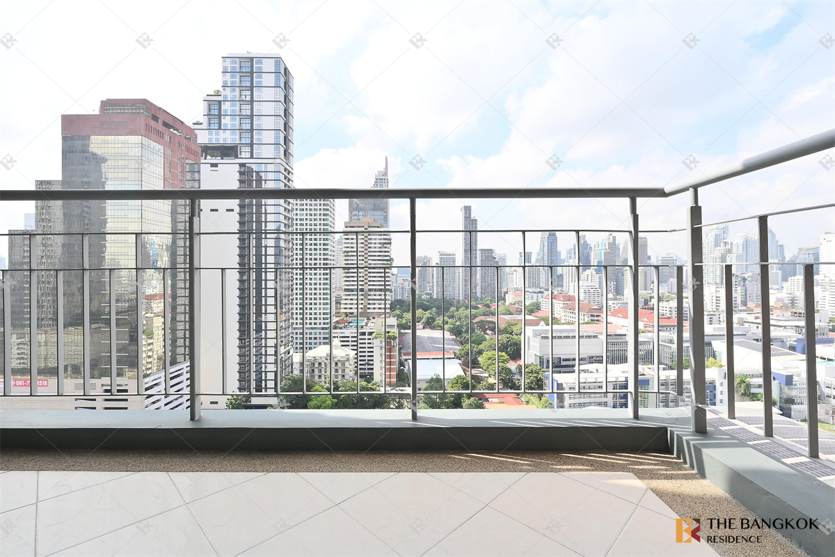 picture Villa Asoke near MRT Phetchaburi Station - 1/10