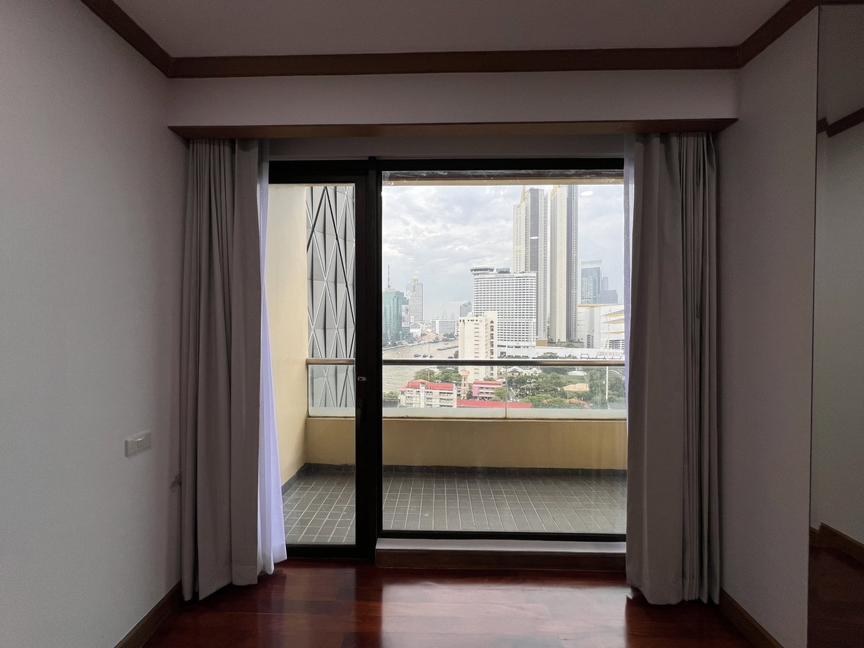picture For Sale: Baan Chaopraya, Spacious 65 sqm Near BTS Krung Thon Buri 🌊 - 3/9