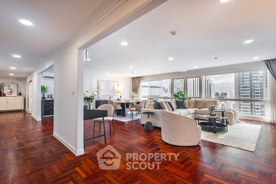 picture 3-BR 200 Sqm 24th-Floor At Sukhumvit Suite Near BTS Nana (ID 3425545) - 1/14