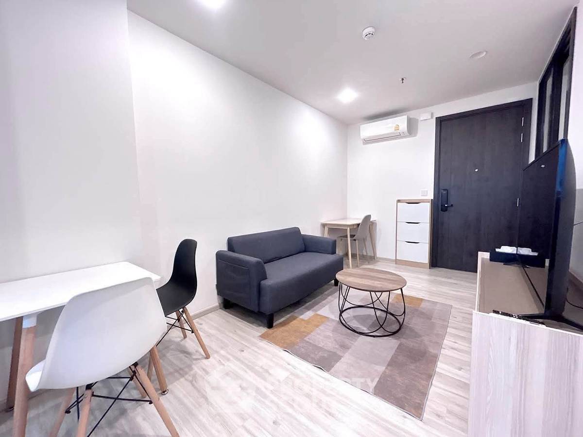 picture 1-BR Condo at XT Huaikhwang near MRT Huai Khwang (ID 3410838) - 4/9