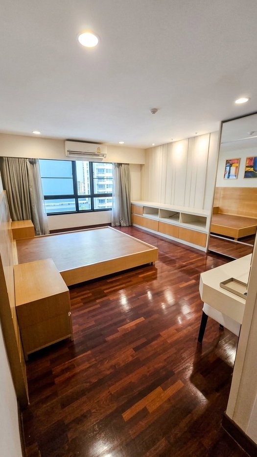 picture Baan Chan Condominium: Spacious 3-Bedroom Condo Near BTS Thong Lo! 🏡✨ - 7/9