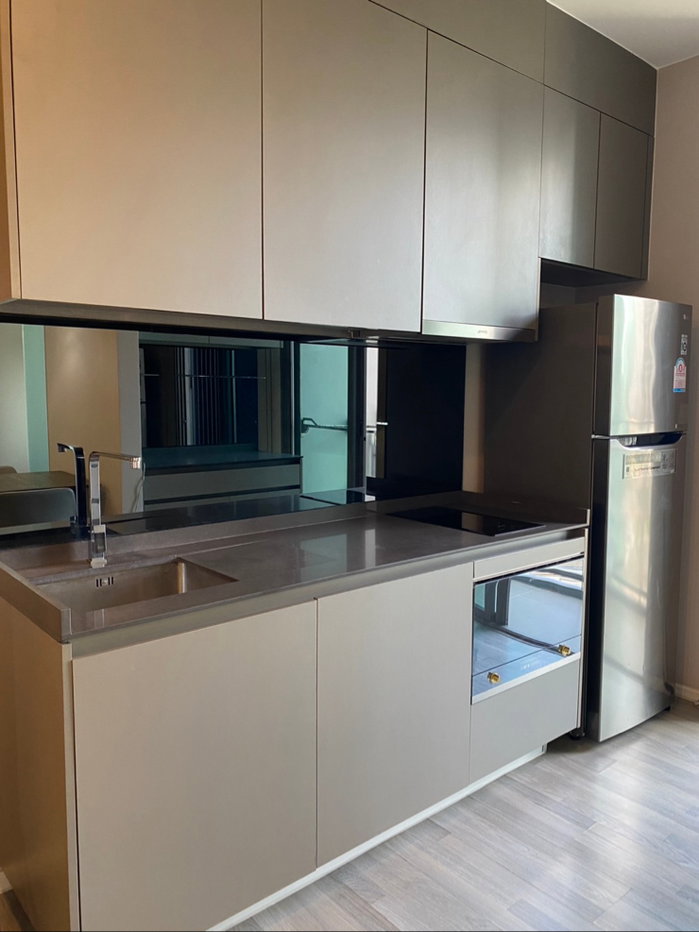 picture large corner unit next to bts phrakanong  - 5/8