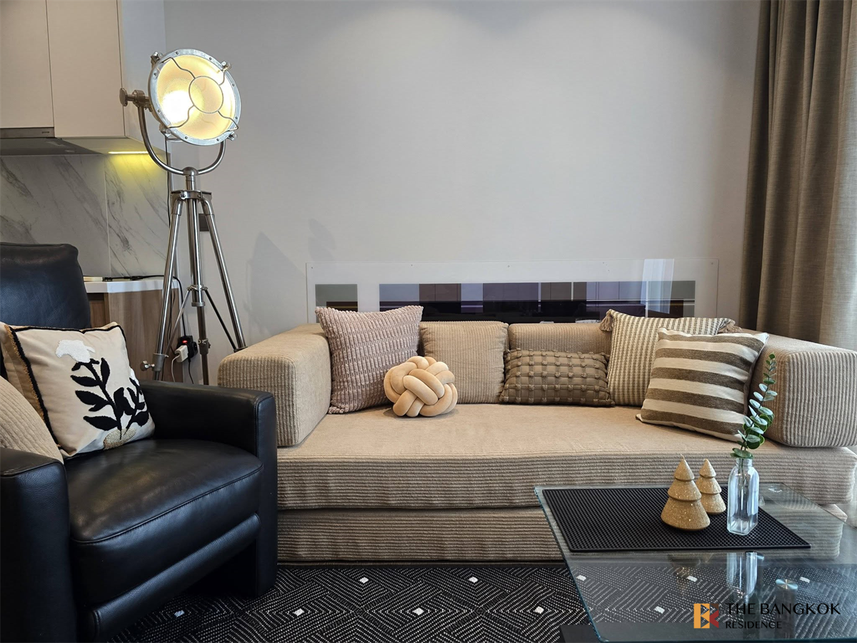 picture Muniq Sukhumvit 23 near MRT Sukhumvit Station Room available, great price - 1/9