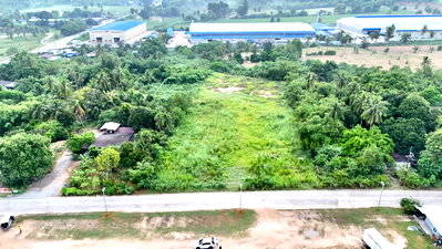 Land for sale Si Racha Chonburi : Land for sale in Noen Tong, Nong Kham, Si Racha-an attractive location, ideal for long-term investment.