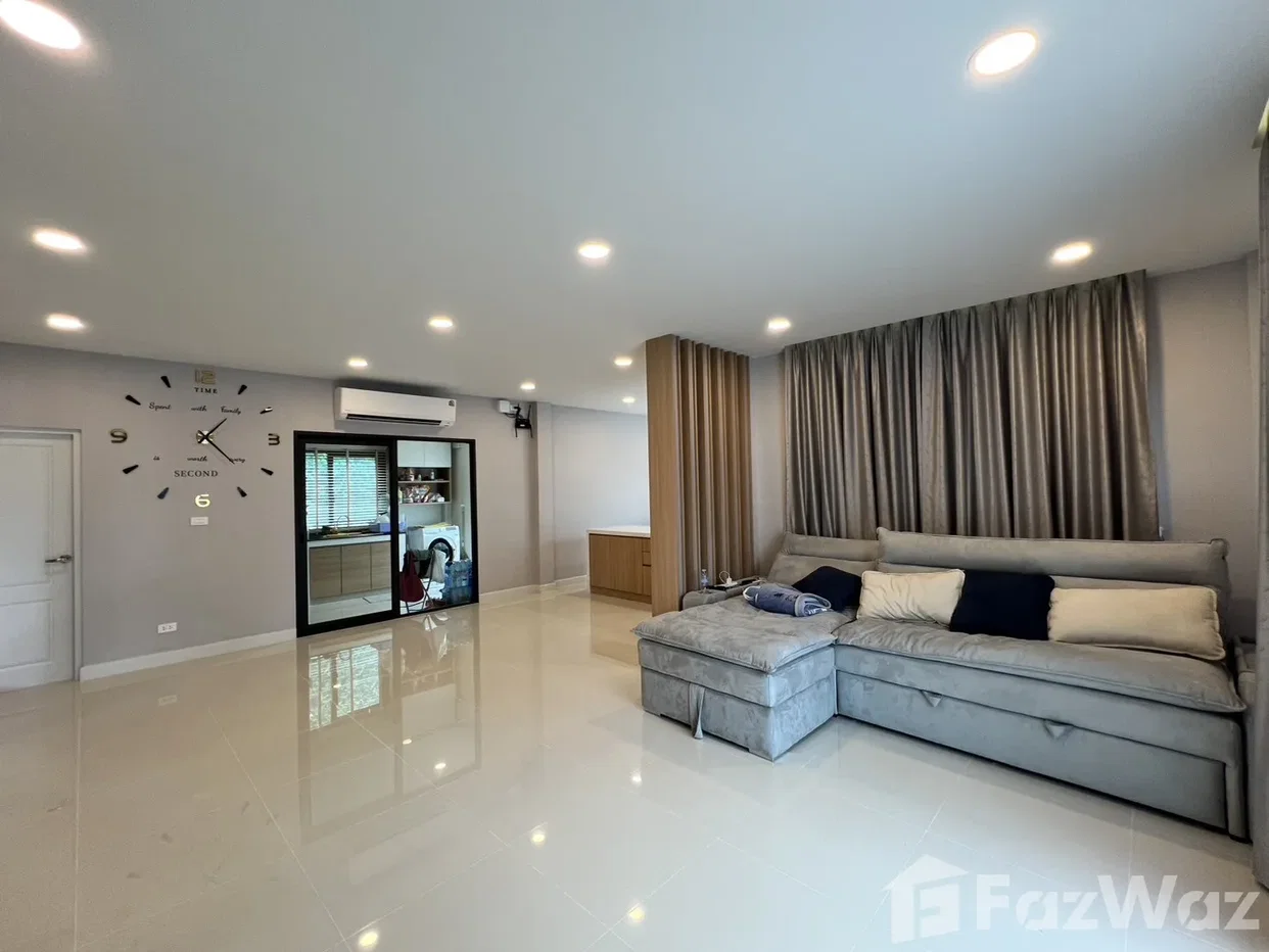 รูป บ้านเดี่ยวให้เช่า 5 ห้องนอน ในโครงการ เซนโทร ทวีวัฒนา 6872751 - รูปที่ 18/32