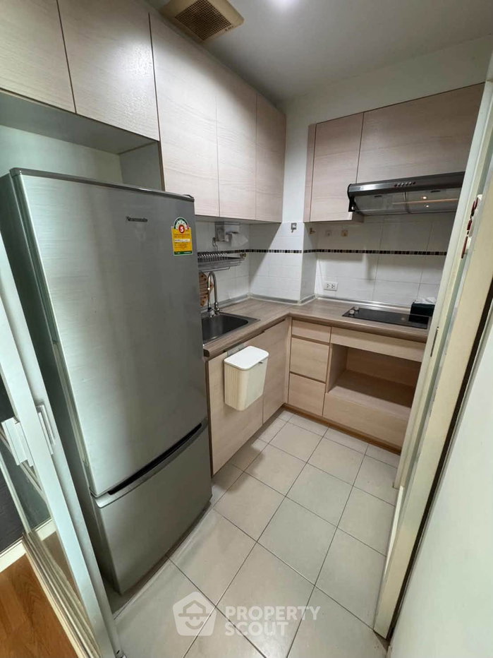picture 1-BR Condo at Lumpini Park Riverside Rama 3 close to Phra Ram 3 (ID 3424102) - 11/12