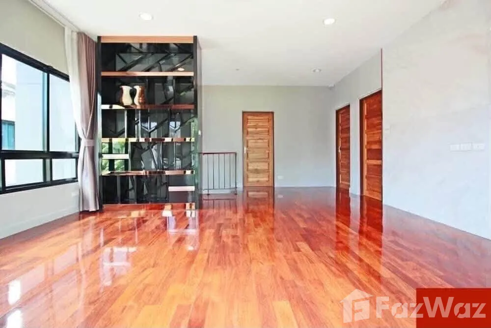 รูป บ้านเดี่ยวให้เช่า 4 ห้องนอน ในโครงการ แกรนด์ บางกอก บูเลอวาร์ด สาทร 6874000 - รูปที่ 5/10