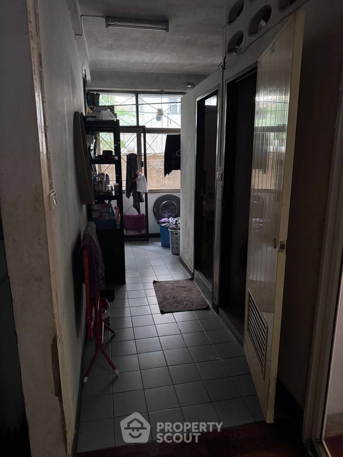 picture 200m To BTS Asoke: 1-BR At Citi Smart Sukhumvit 18 (ID 3423203) - 7/18