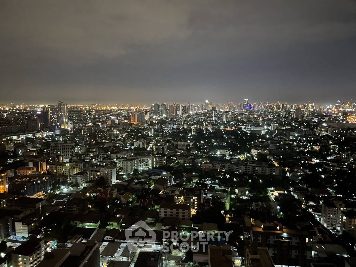 picture 38th-Floor 2-BR At The Issara Ladprao Near MRT Lat Phrao (ID 3424067) - 4/4