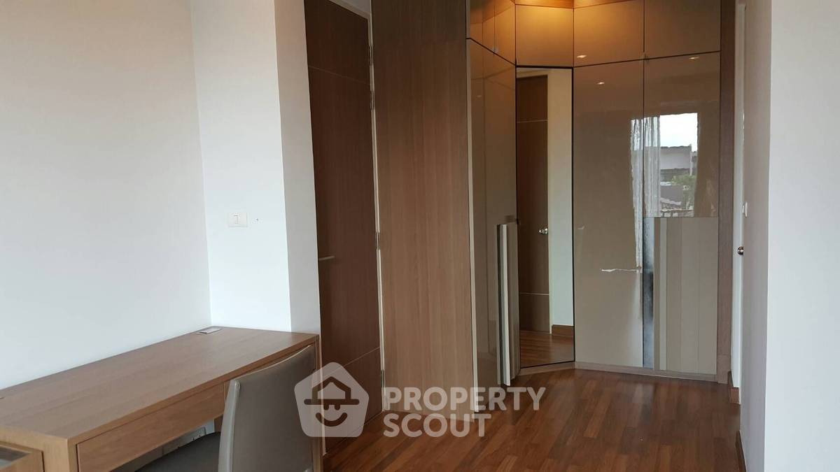 picture 3-BR 168 Sqm House At Aqua Divina, Saphan Sung (ID 1242273) - 7/14
