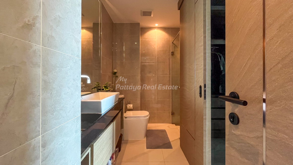 รูป 🛏️ 1 ห้องนอน - 🛁 1 ห้องน้ำ - 🏙️ Sea View - 🌏 ชื่อชาวต่างชาติ - 🏢 The Riviera Ocean Drive Jomtien - รหัส: ROD41 - รูปที่ 15/23