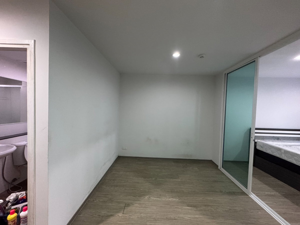 picture 7,000 baht/month 1/1 bed Regent home Sukhumvit 97/1 BTS Bangchak  - 1/8