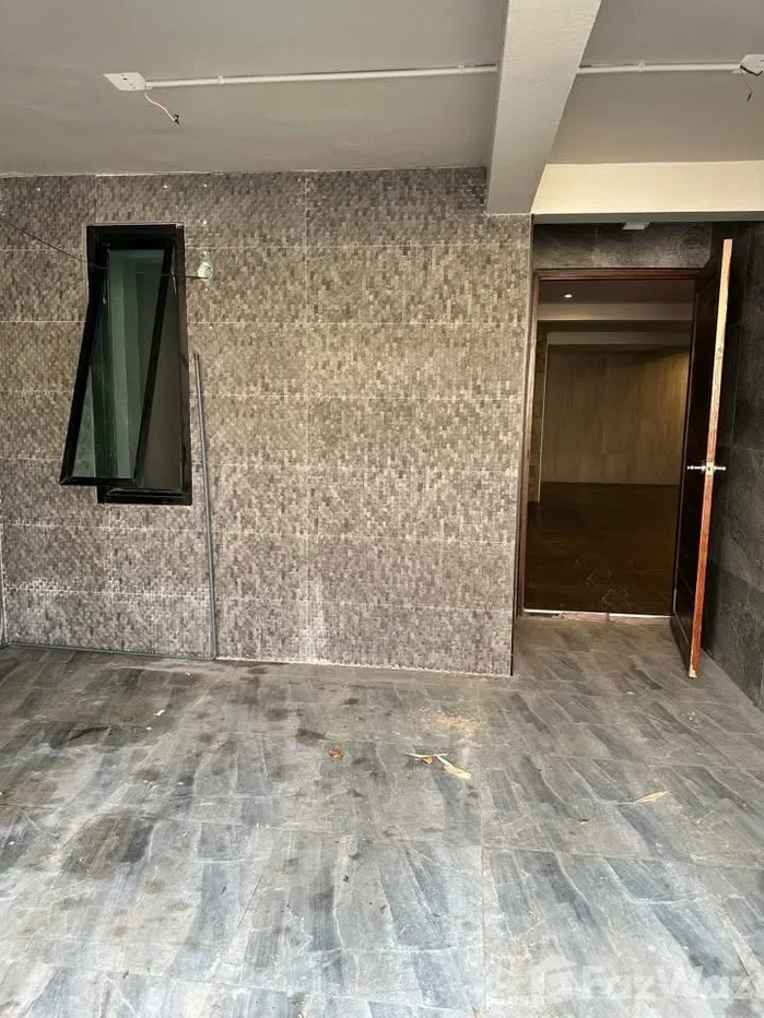 picture 3 Bedroom House for sale in Sam Sen Nok, Bangkok  6874914 - 5/8