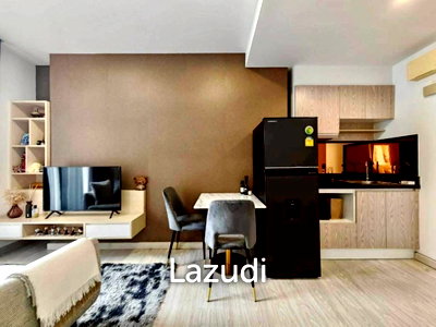 Condos for rent : Up Ekamai City Views on the 25th Floor, Bangkok