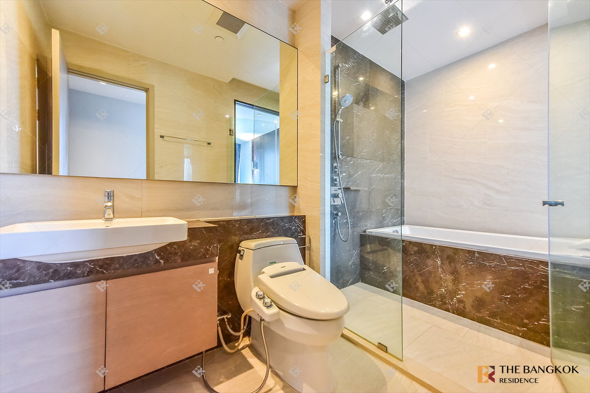 picture 💖💖 Rental Condo 🌃 Ashton Silom, 2BR 72 sq.m. 70K 💙 Rare Beautiful Unit, Near BTS Chong Nonsi  - 10/10