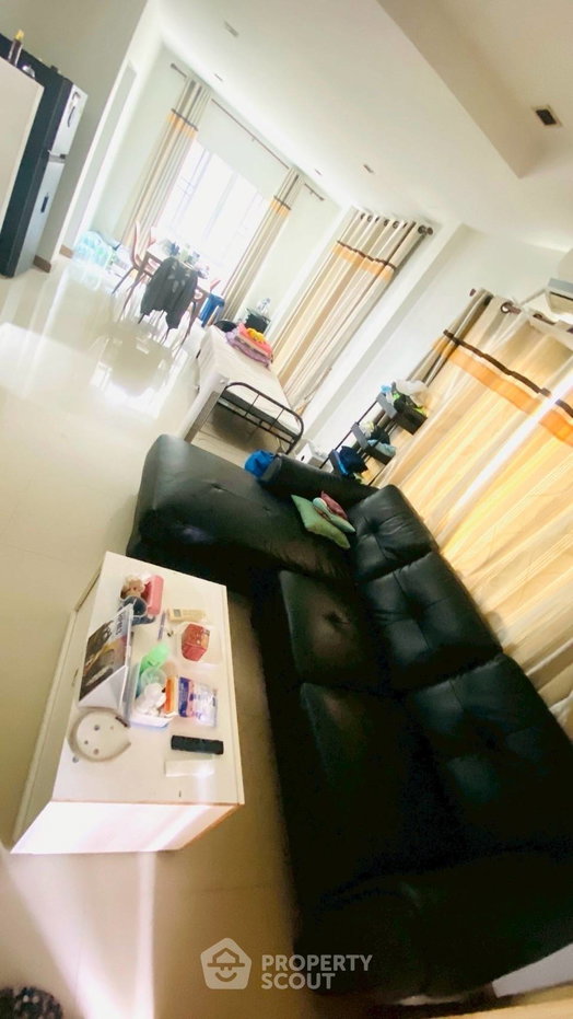 picture 3-BR House in Chai Sathan (ID 3421538) - 6/10