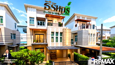 Houses for sale Siam University : 3-story detached house for sale in Theerin Baan Suan Village, Taling Chan, near Ratchaphruek-Charan Road.