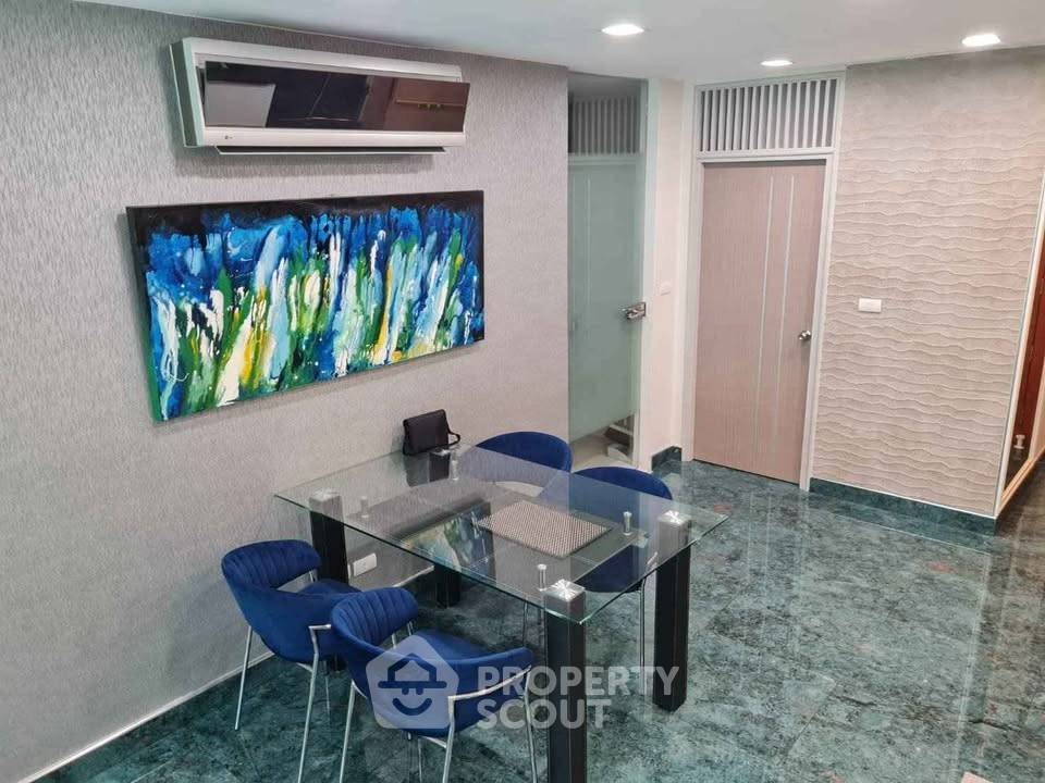 รูป คอนโด 2-ห้องนอน ที่ ลากูน่าไฮ คอนโดมึเนียม ใกล้ ปราสาทสัจธรรม (ID 3424376) - รูปที่ 10/10