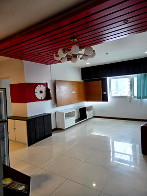 ขายคอนโด : คอนโดหรู 2 ห้องนอน St.Louis Grand Terrace ใจกลางพระราม 3 
เช่าเพียง 35,000 บาท ต่อเดือน! พร้อมสิ่งอำนวยความสะดวกครบครัน