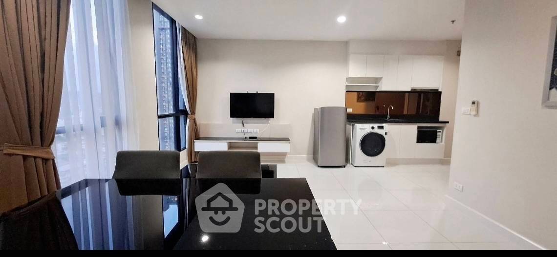 picture 24th-Floor 2-BR Condo At Up Ekamai Near ARL Ramkhamhaeng (ID 3426301) - 3/14