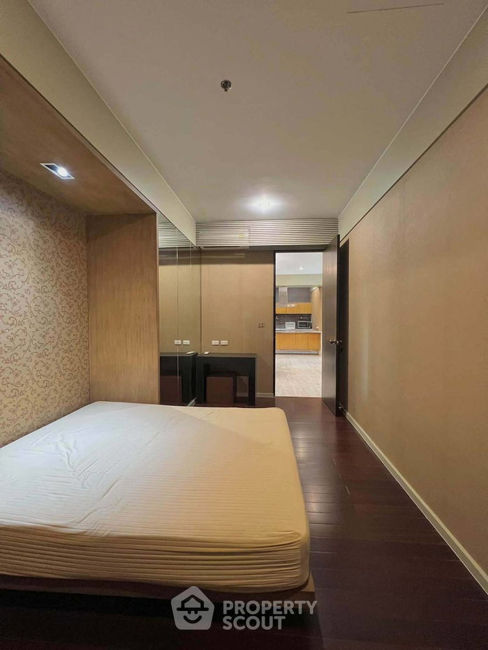 picture 3-BR Condo at Citi Smart Sukhumvit 18 near BTS Asok (ID 3425592) - 6/13