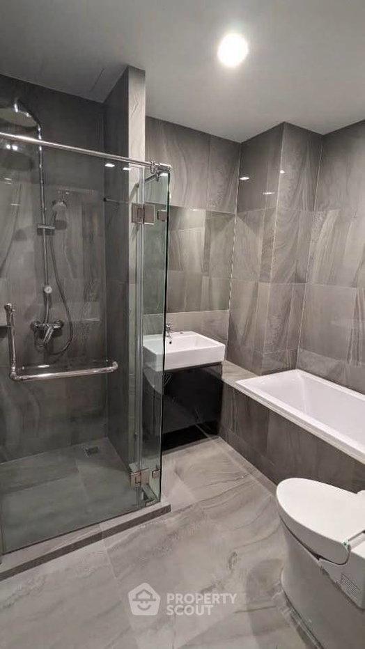 picture 1-BR Condo At Q Prasarnmit Near MRT Phetchaburi (ID 3422978) - 4/10