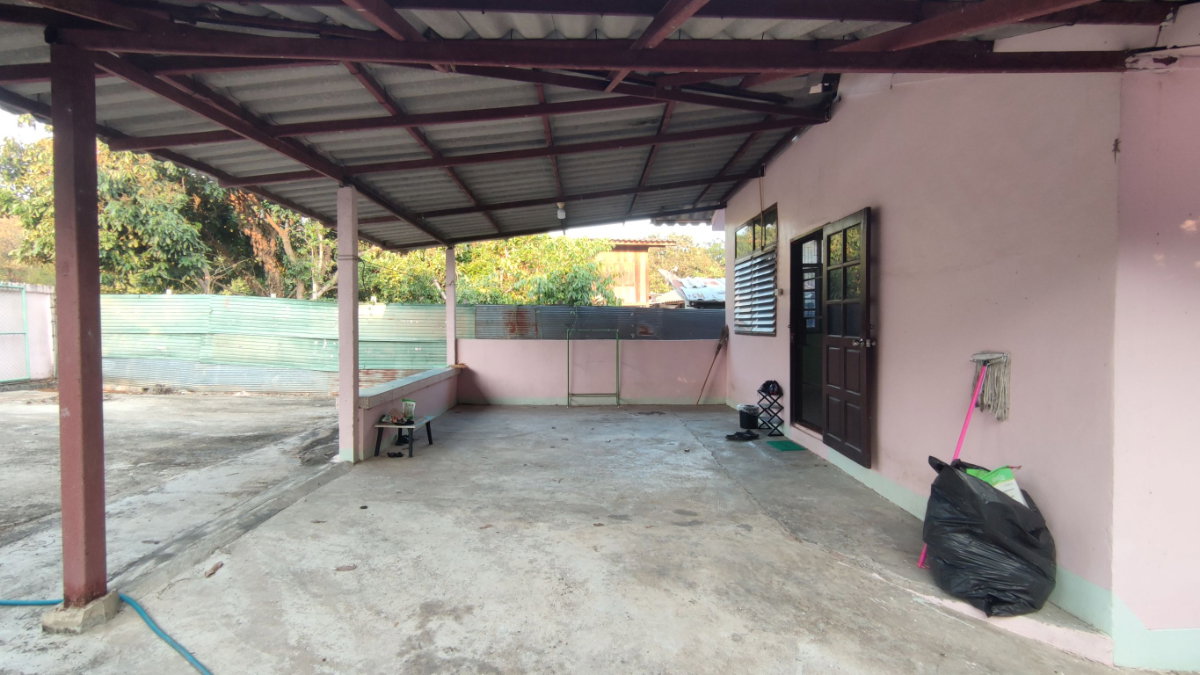 รูป บ้านพร้อมที่ดิน 100 ตร.ว. 3 ห้องนอน 2 ห้องน้ำ สันกำแพง - รูปที่ 6/20