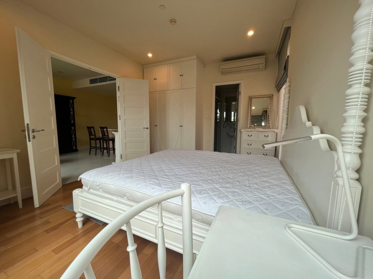 picture Aguston Sukhumvit 22 – Spacious 51 sqm Condo for Sale Near BTS Phrom Phong ✨ - 6/10