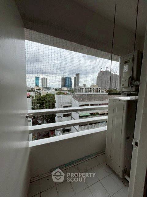 picture 3-BR Condo at Thonglor Tower Condominium near BTS Thong Lor (ID 2416735) - 7/18