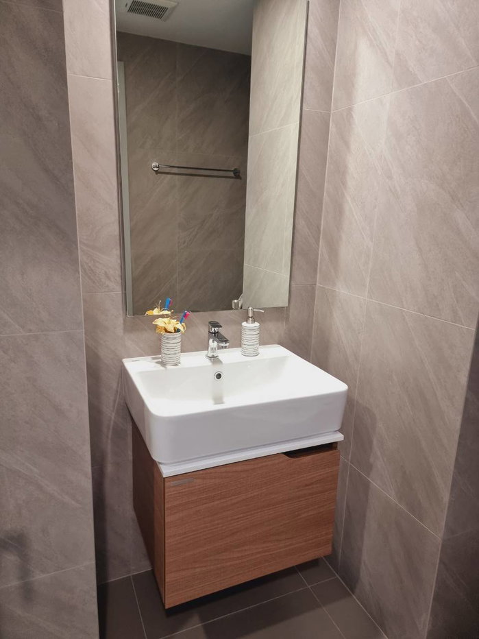 รูป เช่าคอนโด IDEO Chula-Samyan 2 ห้องนอน ราคาพิเศษ ใกล้ BTS/MRT สามย่าน
ชีวิตทันสมัย Sky Pool ฟิตเนส 24 ชม. เริ่มเพียง 48,000 บ./ด. - รูปที่ 9/9