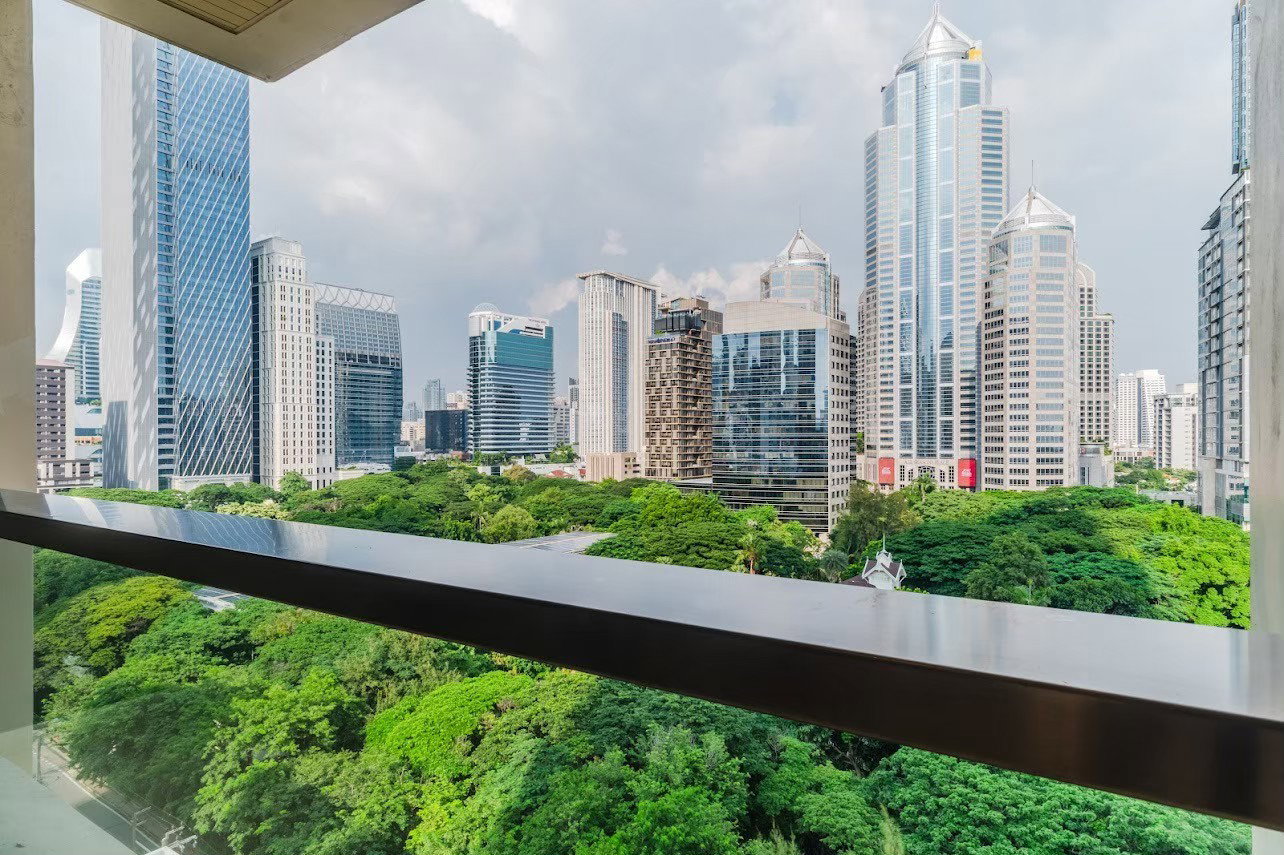 picture Luxury 229 sqm Residence for Sale at Sindhorn Residence, Langsuan ð - 9/9