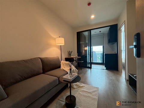 Nue District R9 near MRT Rama 9 Station