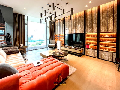 ขายคอนโด : ขายคอนโด The Sukhothai Residences 209 ตร.ม. ย่านสาทร 62.9 ล้าน 👑