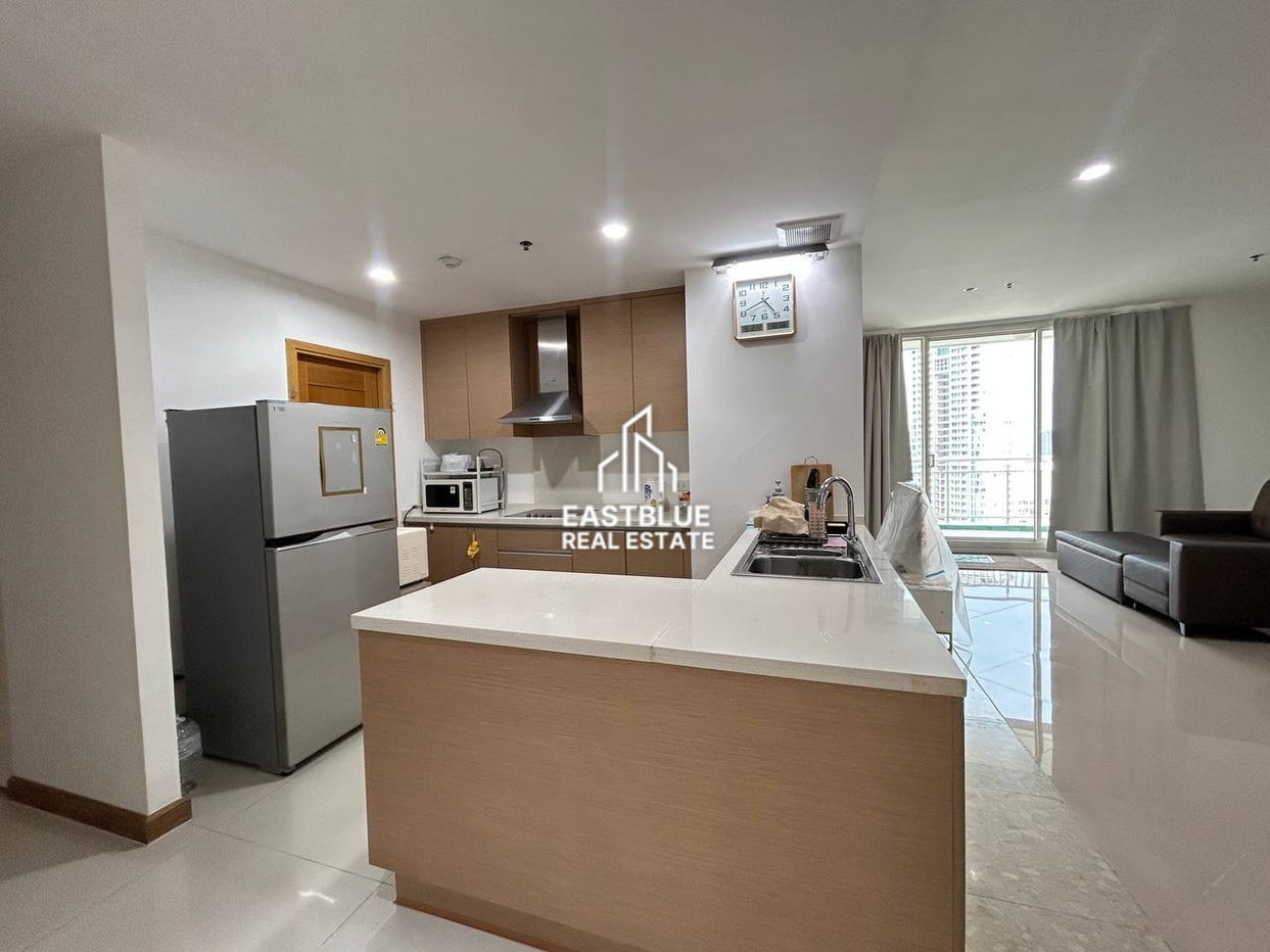 picture Luxury Condo For Sale at The Empire Place, Prime Location 🌆 - 8/8