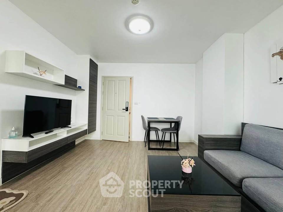 picture 1-BR Condo at D Condo Ping close to CentralFestival Chiangmai (ID 3422805) - 4/10