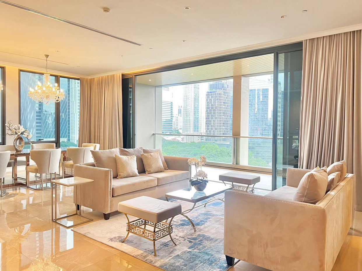 picture Luxury 229 sqm Residence for Sale at Sindhorn Residence, Langsuan 👑 - 5/9