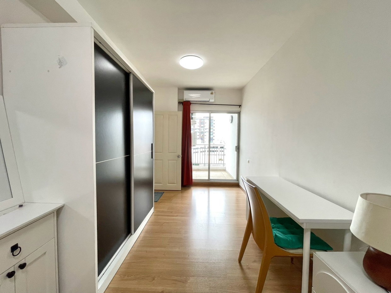 picture 🏙️ Luxurious 1-Bed Condo at Supalai Park Asoke-Ratchada - Only 3.19M THB! - 7/9