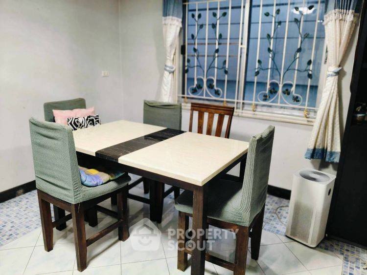 picture Pet-Friendly 3-BR House In Nong Chom, San Sai, Chiang Mai (ID 3425591) - 7/12