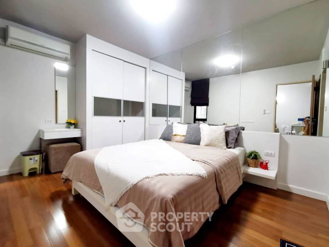 picture Great Value 1-BR At Le Cote Sukhumvit 14 Near BTS Asoke (ID 1988242) - 5/12