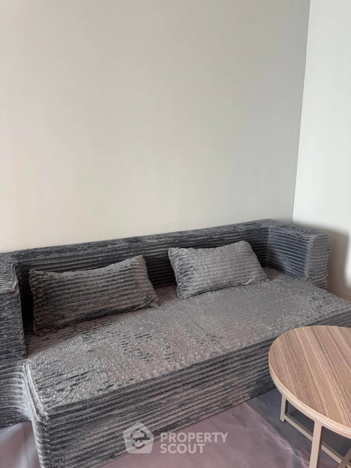 picture 1-BR Condo at Life Sathorn Sierra near BTS Talat Phlu (ID 2638825) - 2/9